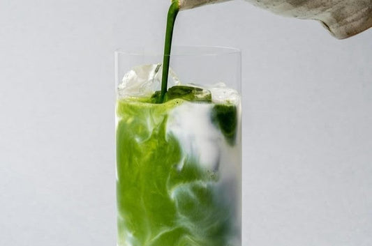 Quick & Healthy Vanilla Matcha Drink